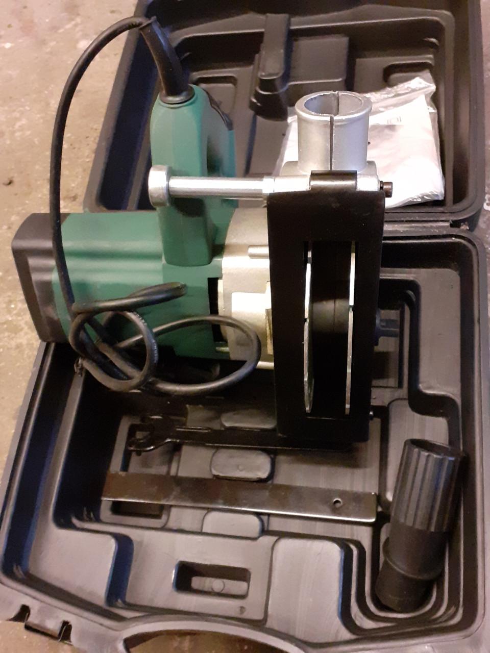 NIEUWE Muurfrees in koffer 2-force