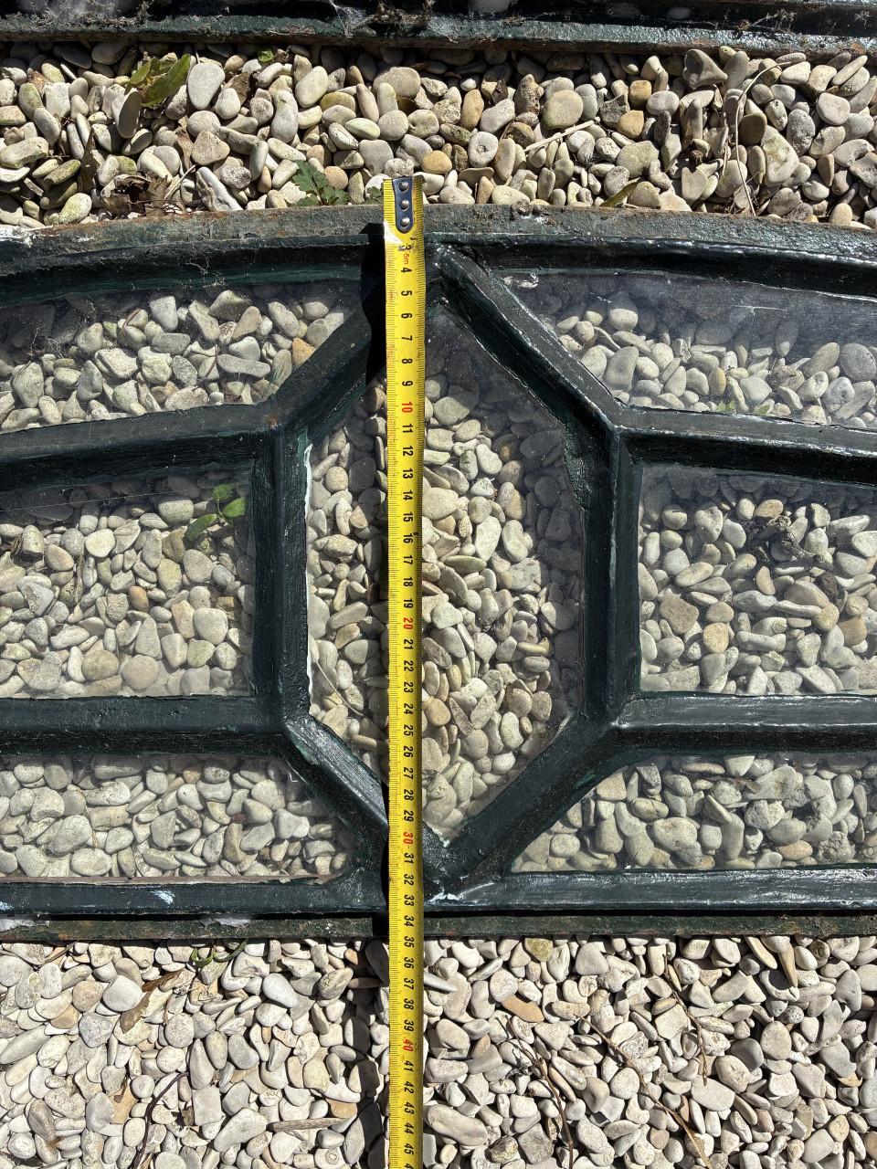 2 antieke Stalraampjes