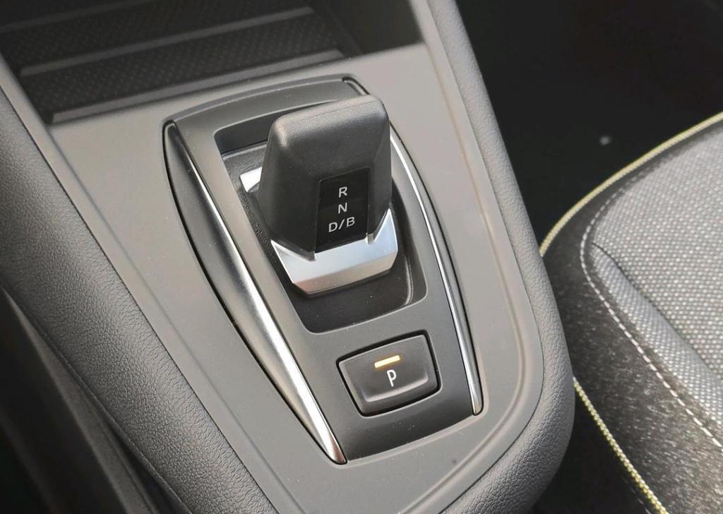 Renault Captur 1.8 e-tech full hybrid 160 techno - glazen dak / harman / ka