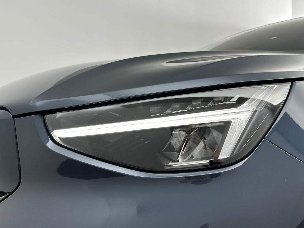 Volvo Ec40 extended range ultra black edition europa