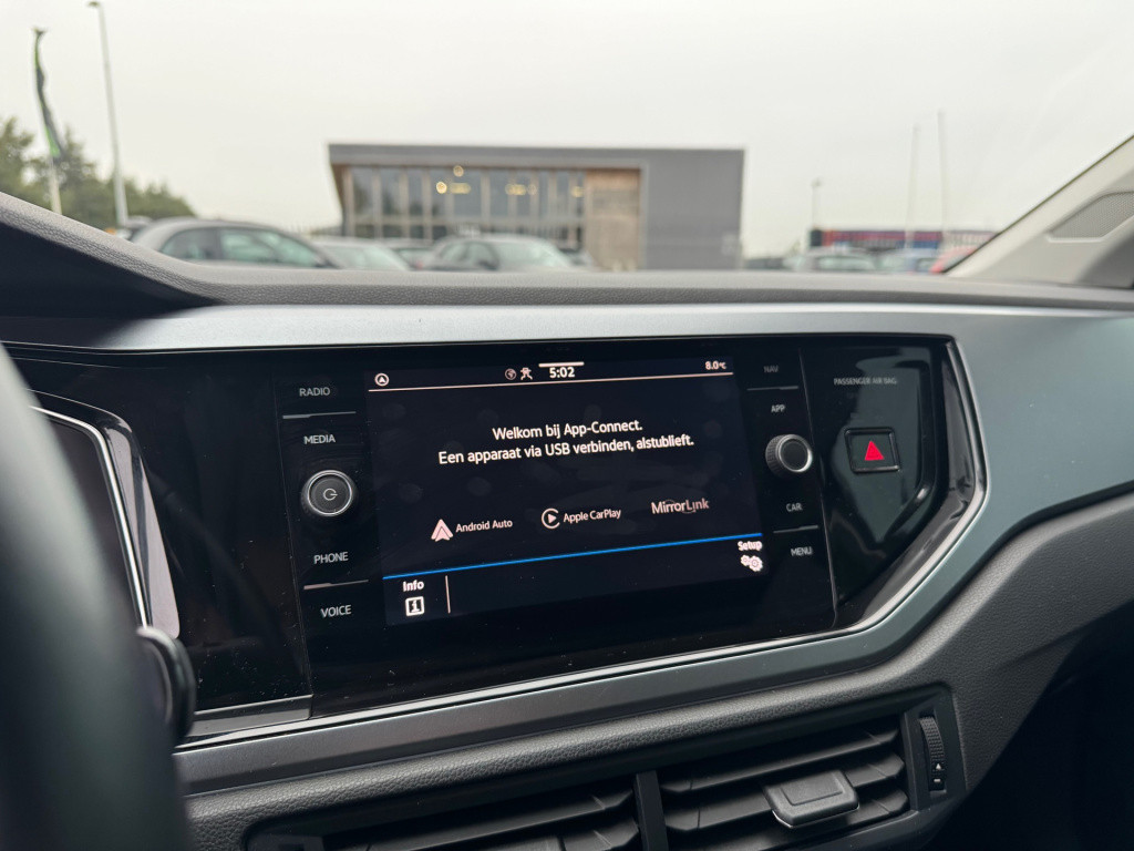 Volkswagen Polo 1.0 tsi highline * virtual cockpit * keyless * camera