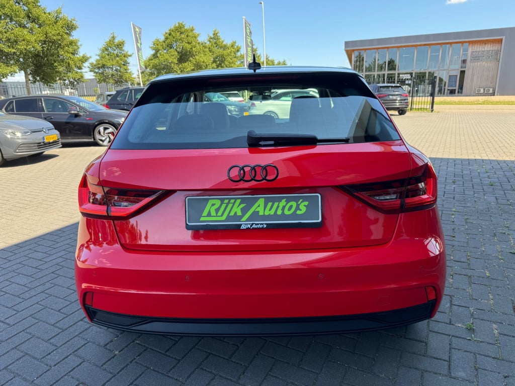 Audi A1 Sportback 30 tfsi * led * stoelverwarming * pdc * virtual cockpit