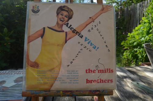 Heel veel LP's Mills Brothers (2)