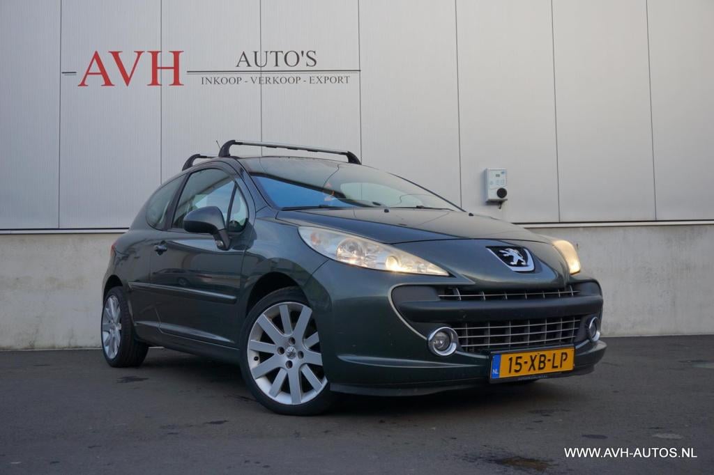 Peugeot 207 1.6-16v t féline