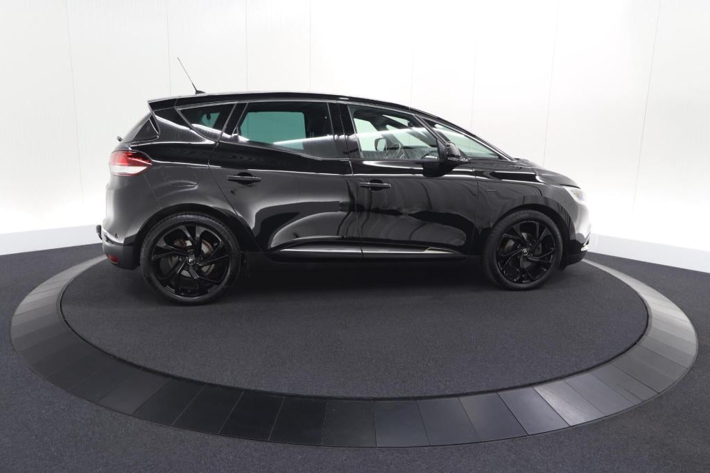Renault Scenic tce 140 edc black edition | trekhaak | panoramadak | adaptie