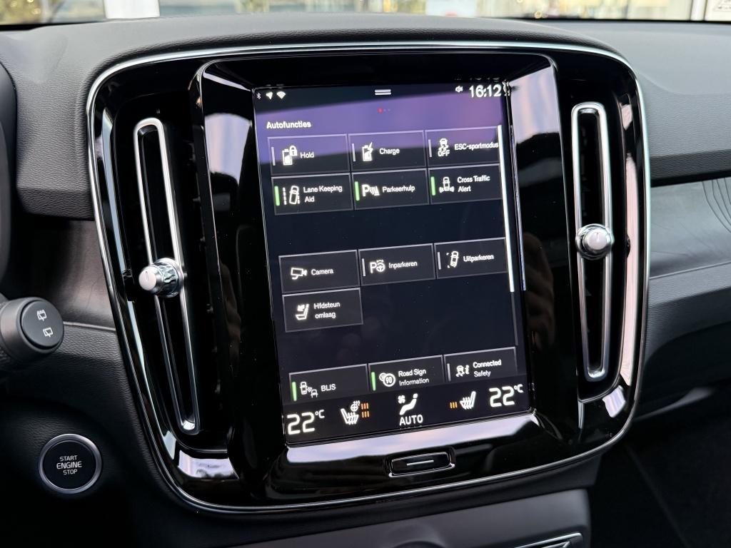 Volvo XC40 t5 262pk recharge ultimate dark| full options !!