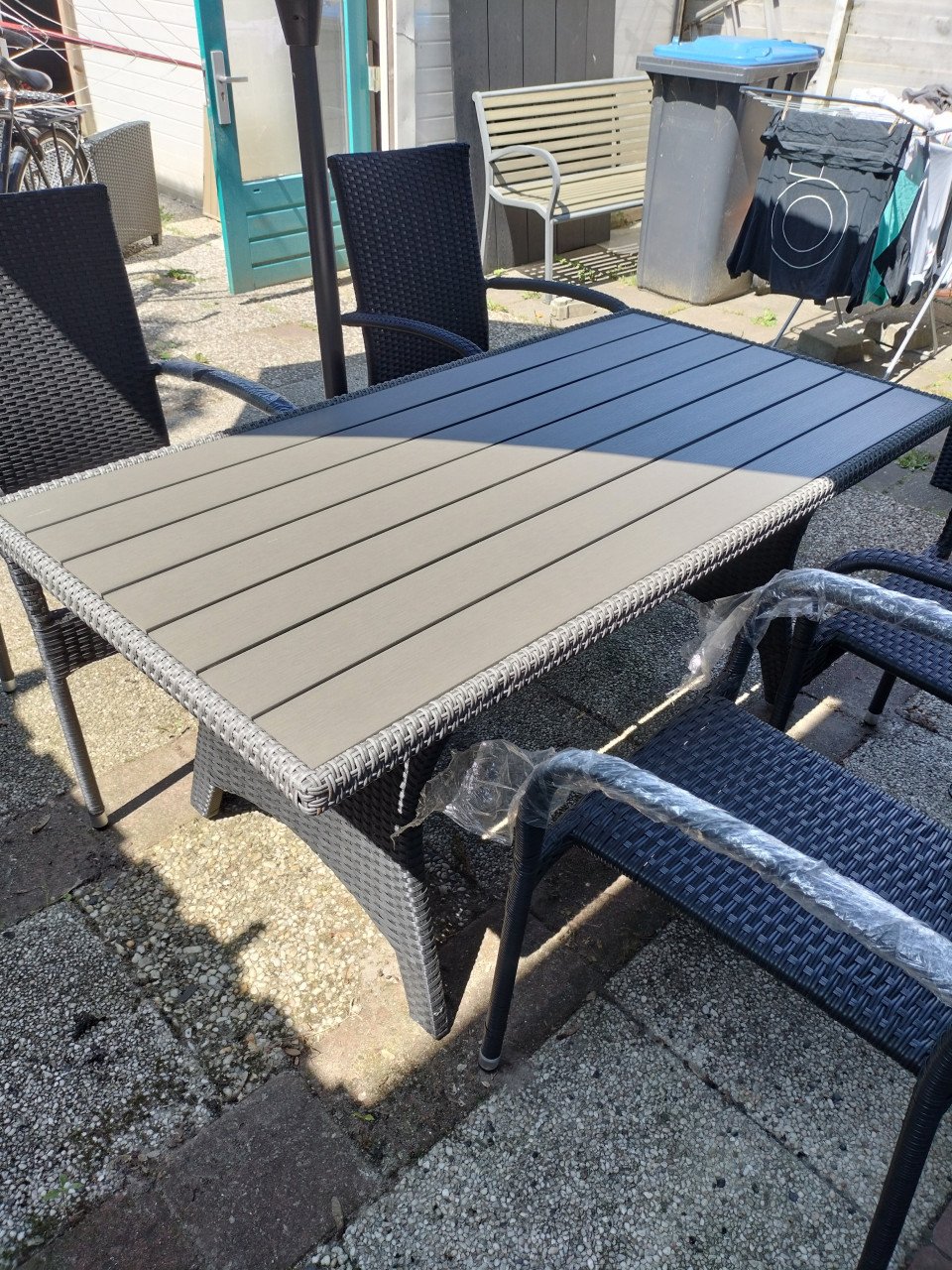 Tuinset met tuinparasol (3 meter uitval)