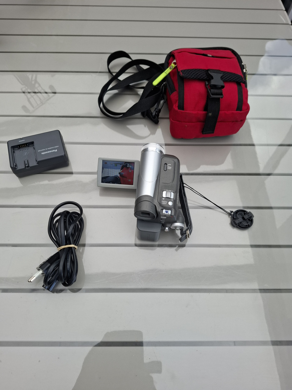 Panasonic NV-GS17 EG-S mini DV camcorder.