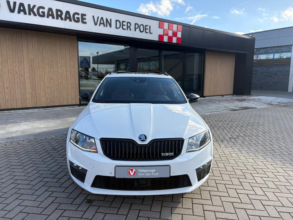 Skoda Octavia combi 2.0 tsi rs