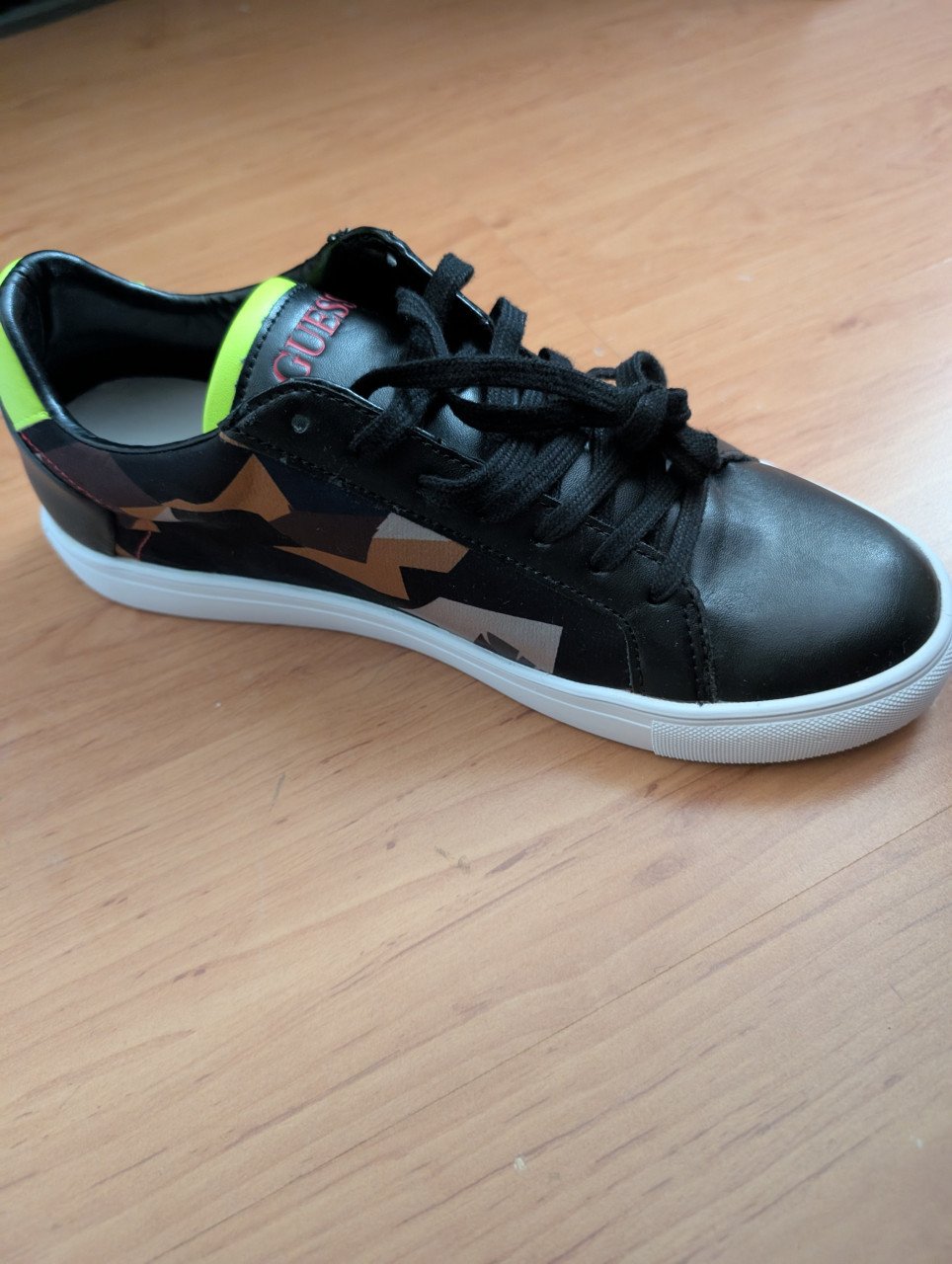 Guess casual sneakers