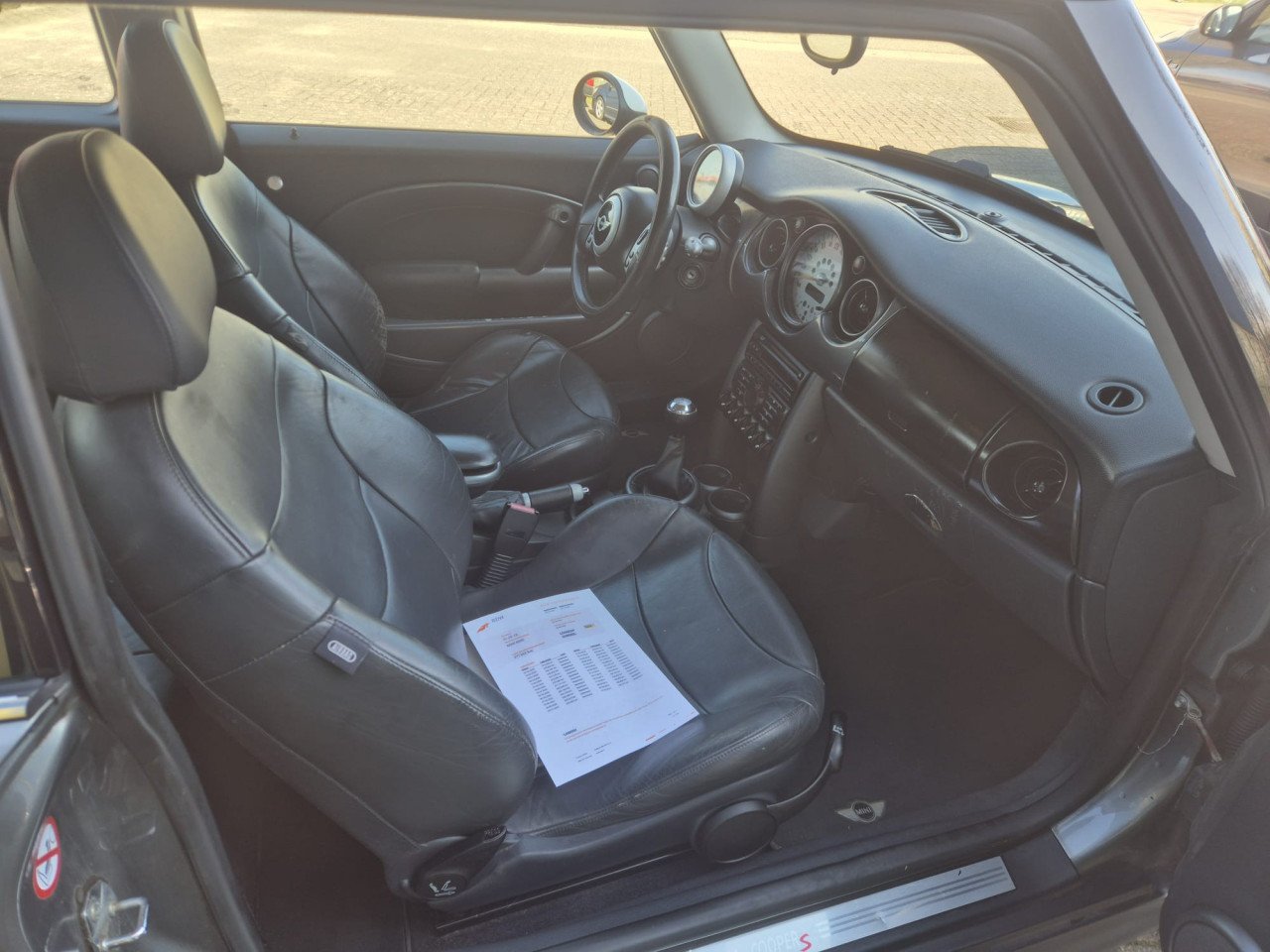 Mini Cooper S 1.6 cooper S Chili bj:2002 airco lm-velgen