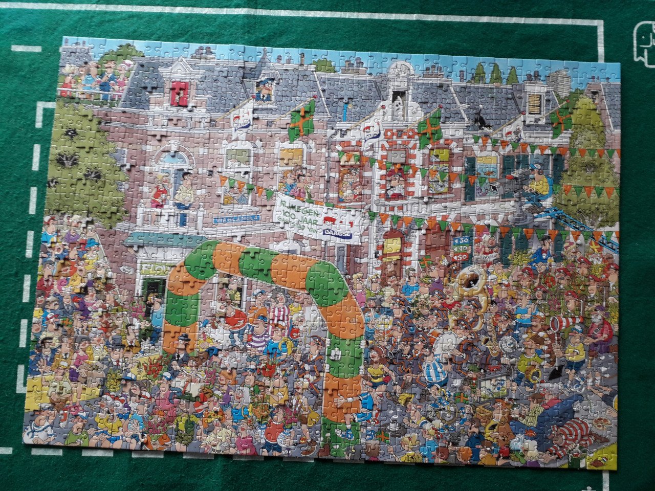 Jan van Haasteren puzzel: Nijmeegse 4 daagse.