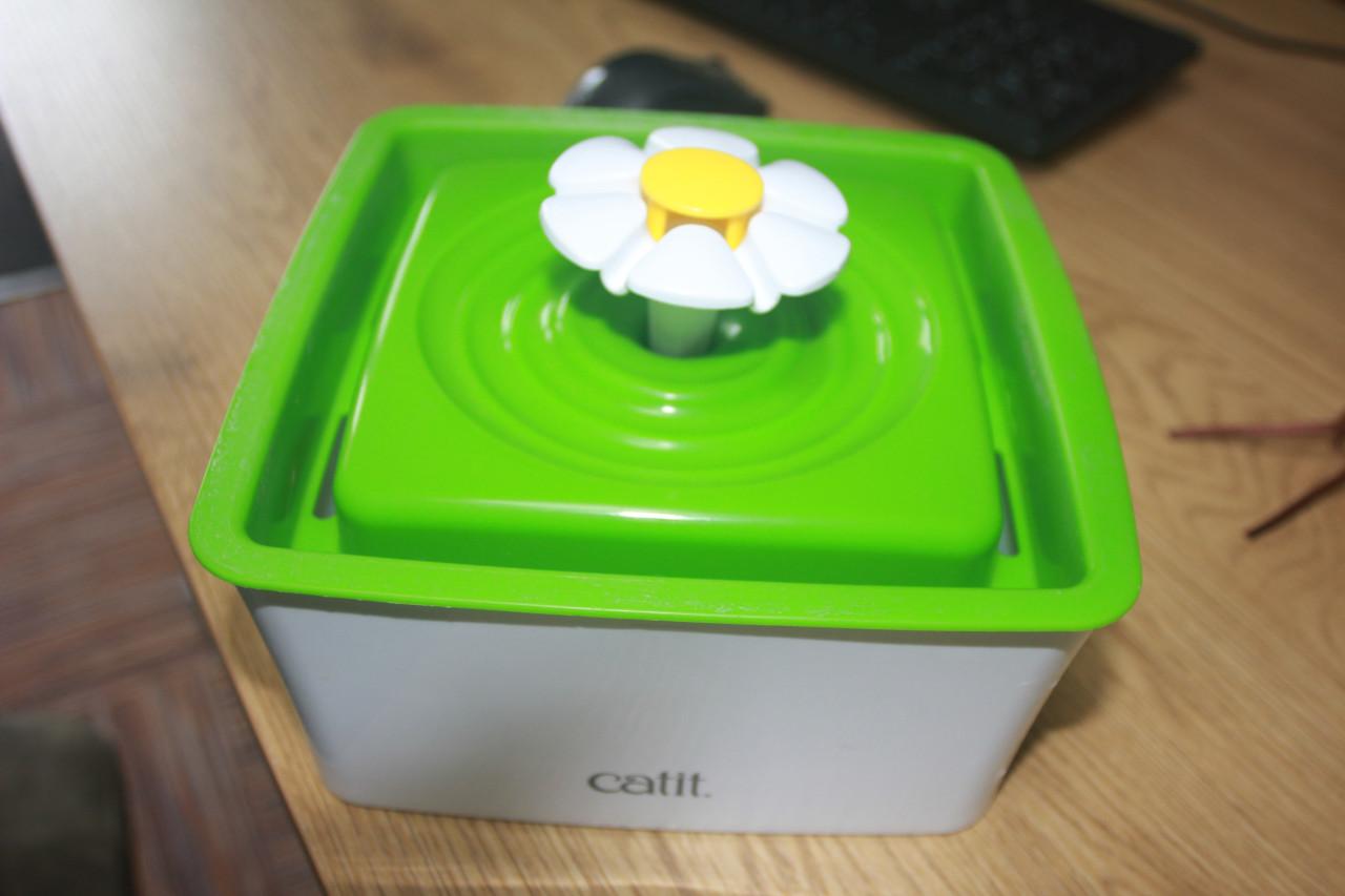 Waterfontein, katten drinkbak..GERESERVEERD