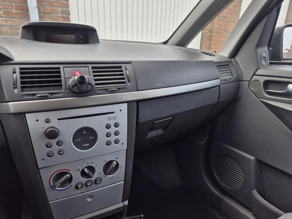 Opel Meriva 1.6-16v cosmo automaat / nieuwe distriebutieriem / nieuwe koppe