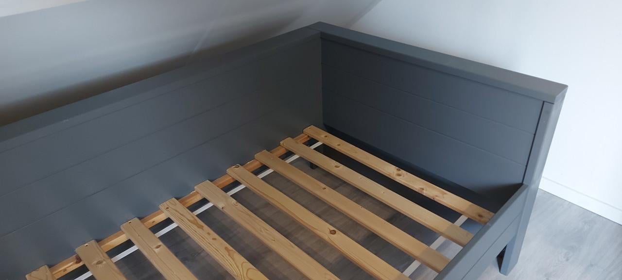 Dennis Woood 1 persoons bedbank