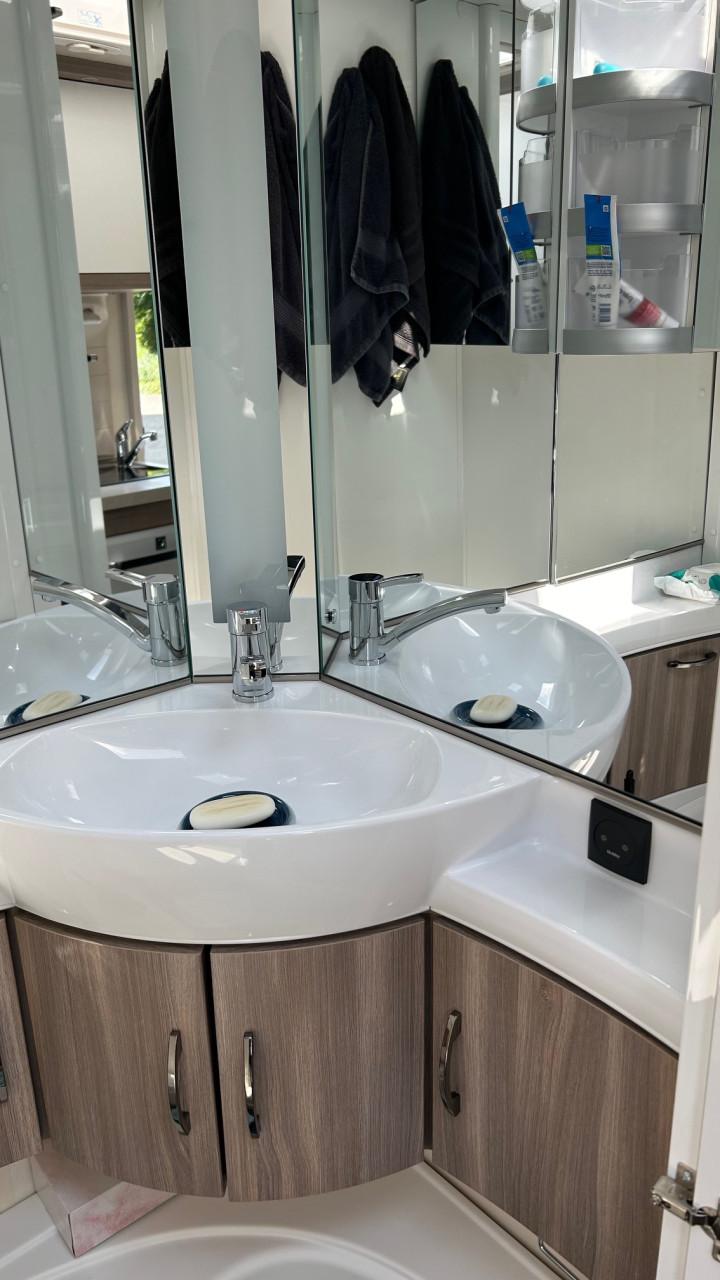 Z.G.A.N. HOBBY Caravan met alle inventaris en toebehoren bj. 2024