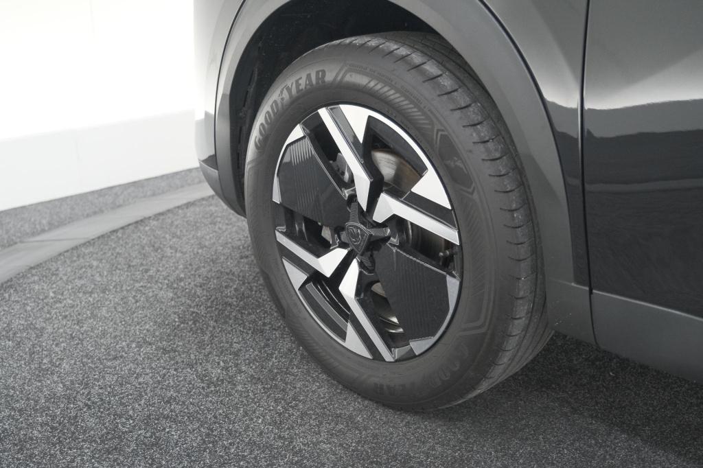 Peugeot 2008 puretech 130 eat8 gt | camera | parkeersensoren | apple carpla