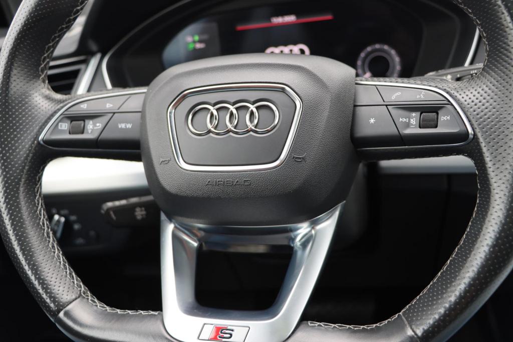 Audi Q5 50 tfsi e quattro s edition competition 300pk s-tronic | pano | luc
