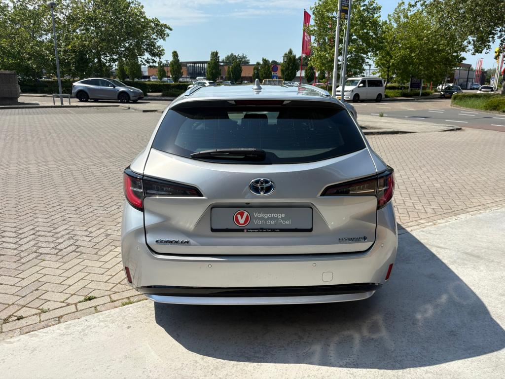 Toyota Corolla Touring Sports 1.8 hybrid dynamic