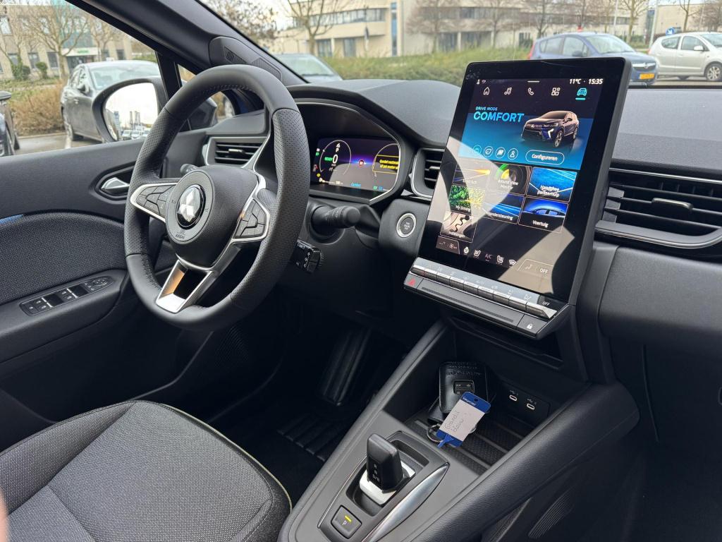 Mitsubishi Grandis 1.8 hev first edition