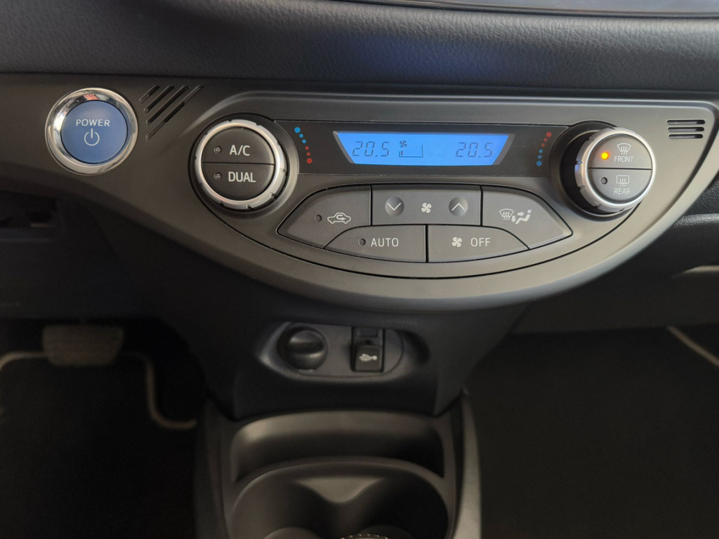 Toyota Yaris 1.5 hybrid y20 exclusive edition