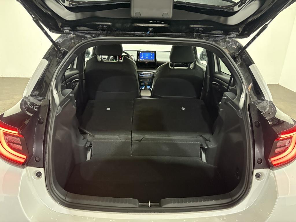 Toyota Yaris 1.5 hyb. executive