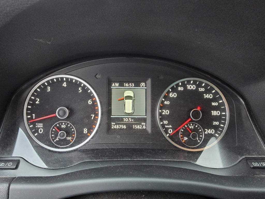 Volkswagen Tiguan 1.4 tsi sport&style