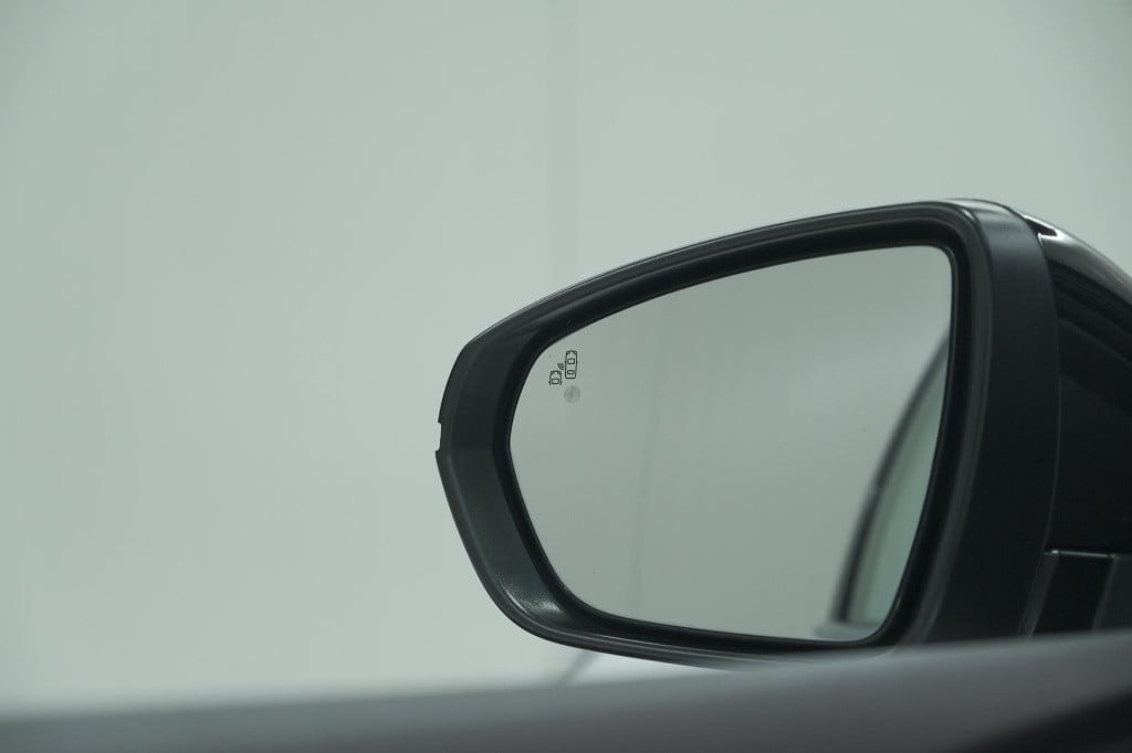 Peugeot 3008 puretech 130 gt-line | camera | dodehoekdetectie | navigatie |