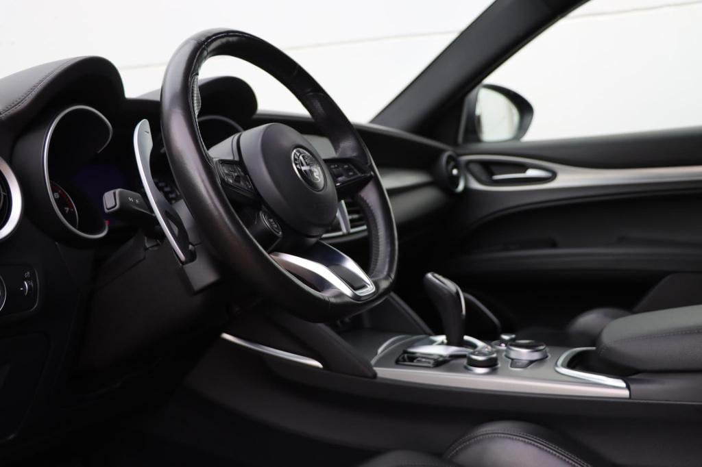 Alfa Romeo Stelvio 2.0 t awd veloce q4 280pk