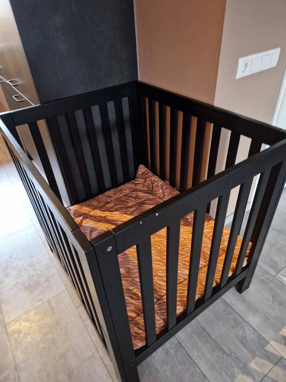 Zwarte box incl. boxkleed