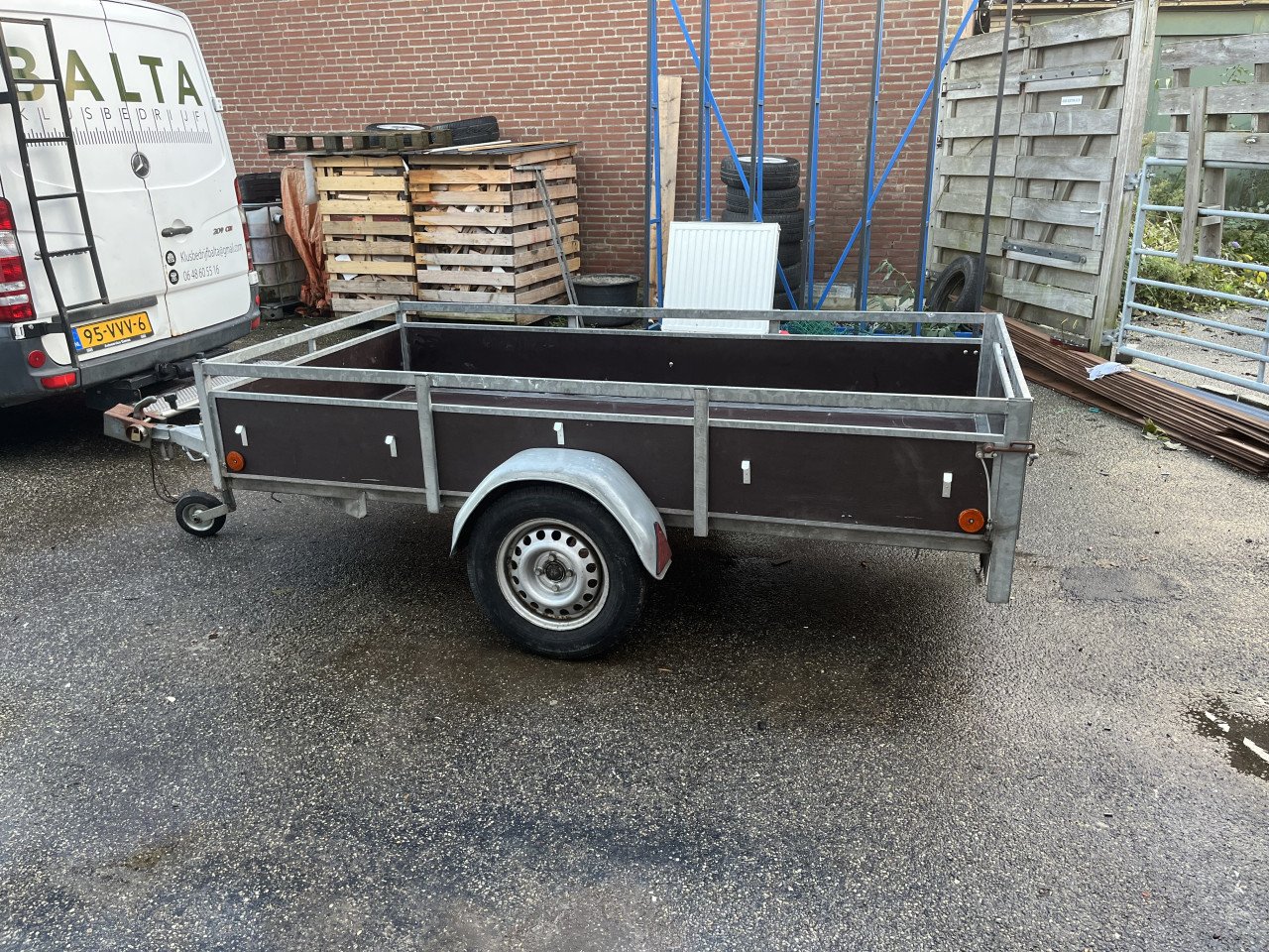 Aanhanger bijna nieuw