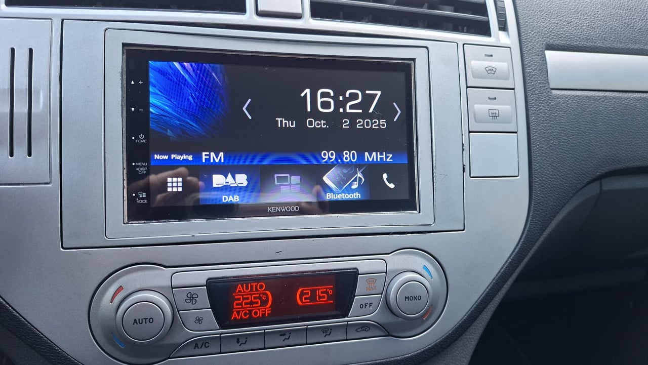 Ford C-MAX 1.8-16V Titanium Flexifuel bj:2009 airco-navigatie apk 9-2026