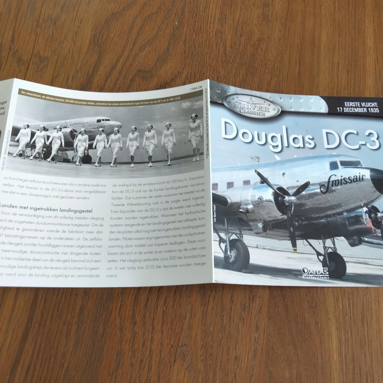 SCHAALMODEL DOUGLAS DC-3