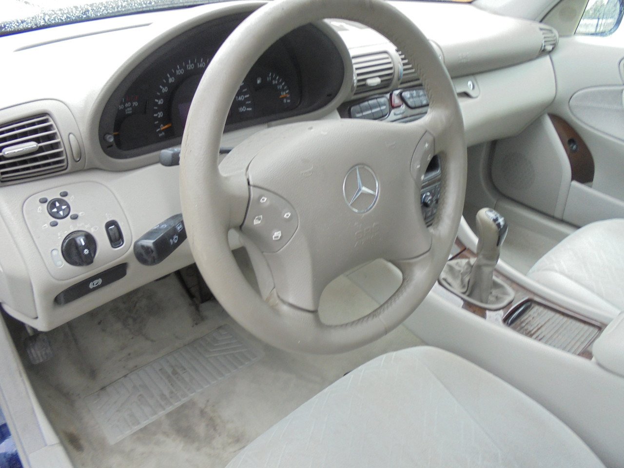 Mercedes C180 Stedan Elegance ,nette en fijne auto rijd schakeld 100%
