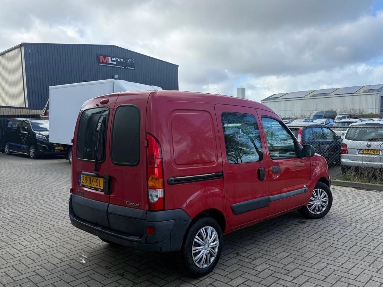 Renault Kangoo 1.6-16V Automaat Benzine