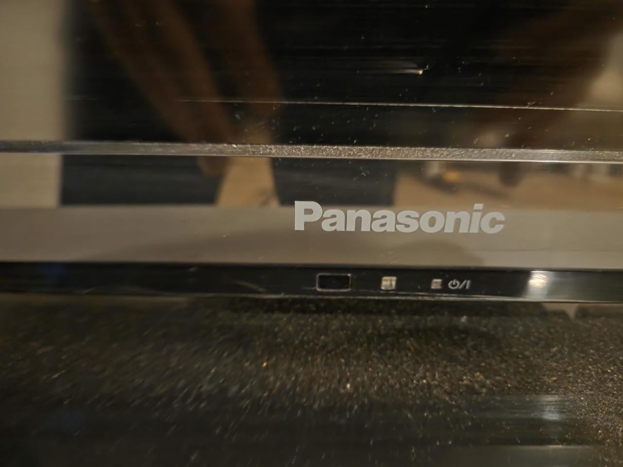 Panasonic LCD TV + afstandsbediening (optioneel met Chromecast)