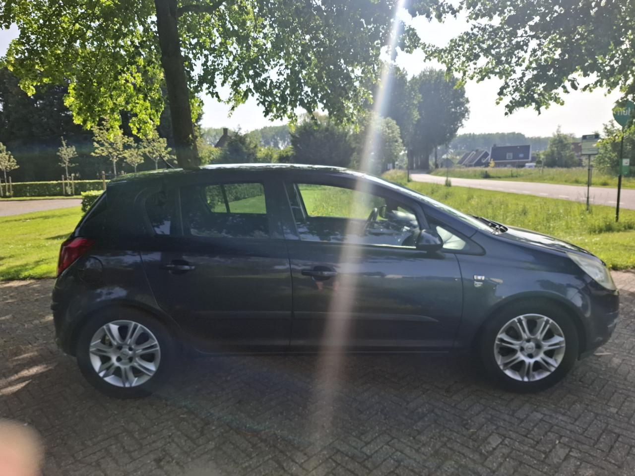 Opel corsa 1.4