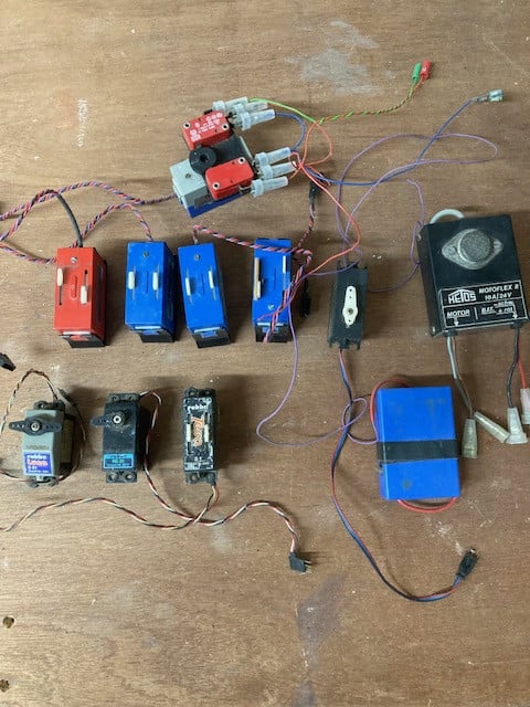 Diverse servo's voor modelbouw