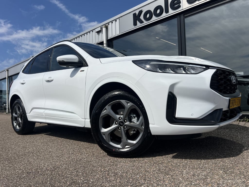 Ford Kuga 2.5 plug in hybrid 243pk e-cvt st-line