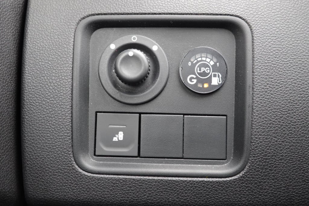 Dacia Duster 1.0 tce bi-fuel serie limitee 15th anniversary