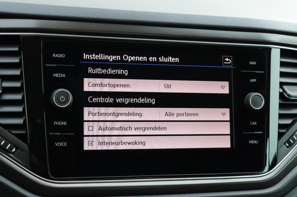 Volkswagen T-roc 1.5 tsi style dsg7 150pk