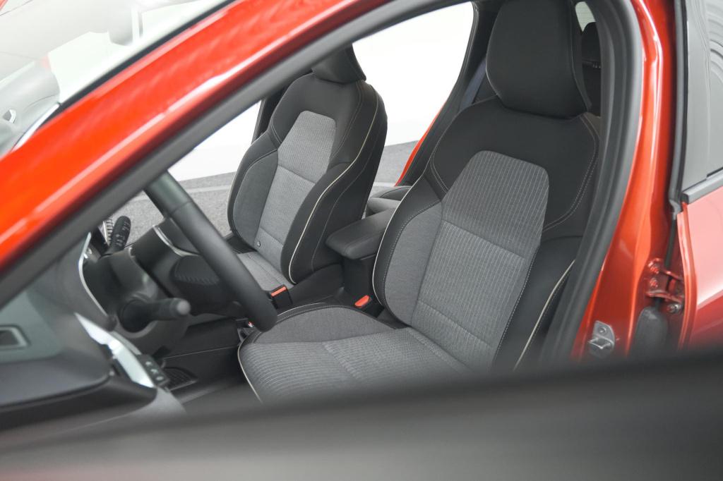 Renault Clio tce 90 gpf techno | 360 camera | adaptieve cruise control | 9.