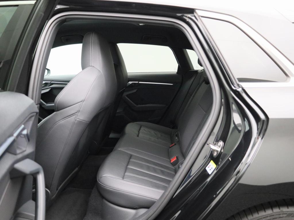 Audi A3 sportback 30 tfsi s edition | automaat | 2x s-line | vlak stuur | n