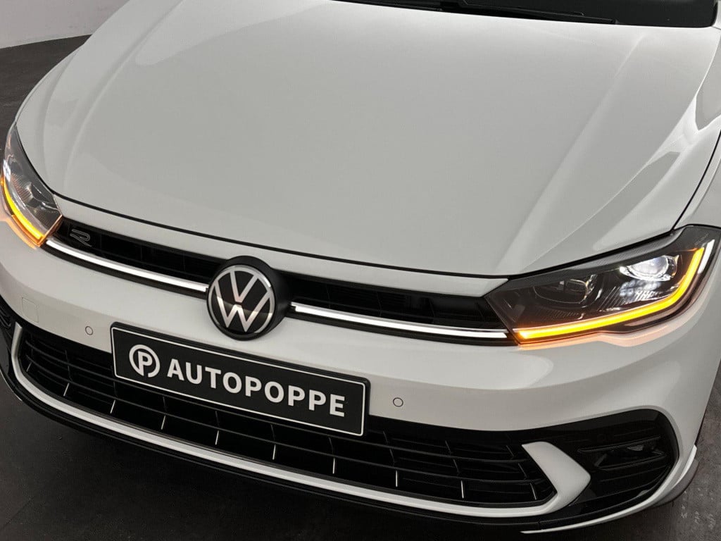 Volkswagen Polo r-line-edition 1.0 70 kw / 95 pk tsi hatchback 7 v