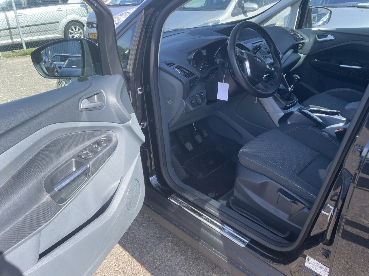 Ford c max 1.6 eco boost titanium