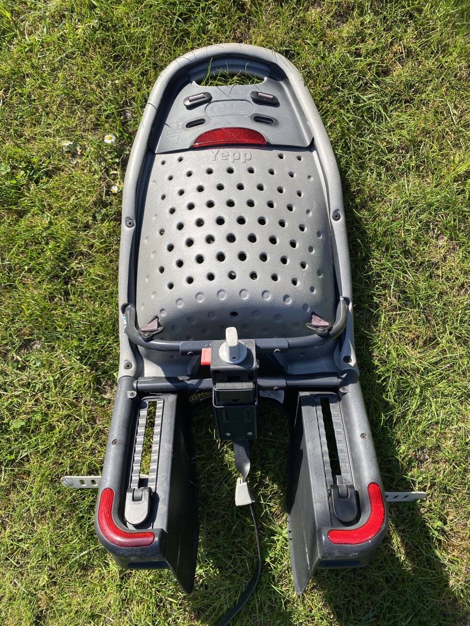 Yepp Maxi Achterzitje Easyfit Silver + sleutels