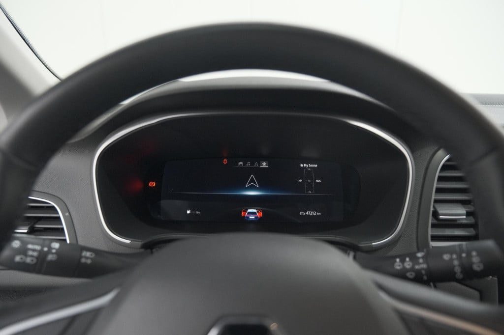 Renault Megane tce 140 edc techno | trekhaak | camera | navigatie | 9.3 inc