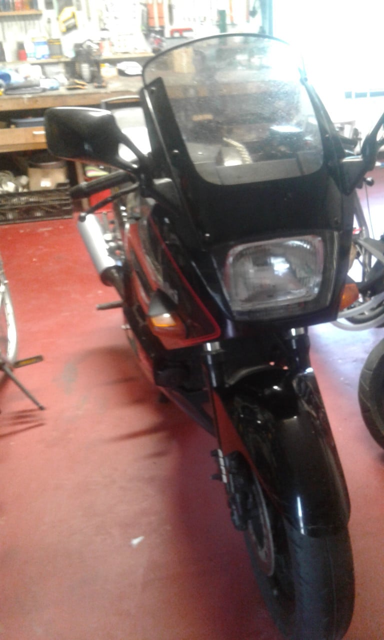 Kawasaki GPX 750 R Ninja