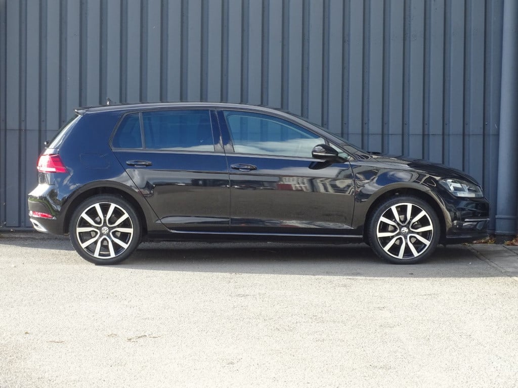 Volkswagen Golf 1.0 tsi comfortline business automaat | carplay | 18"
