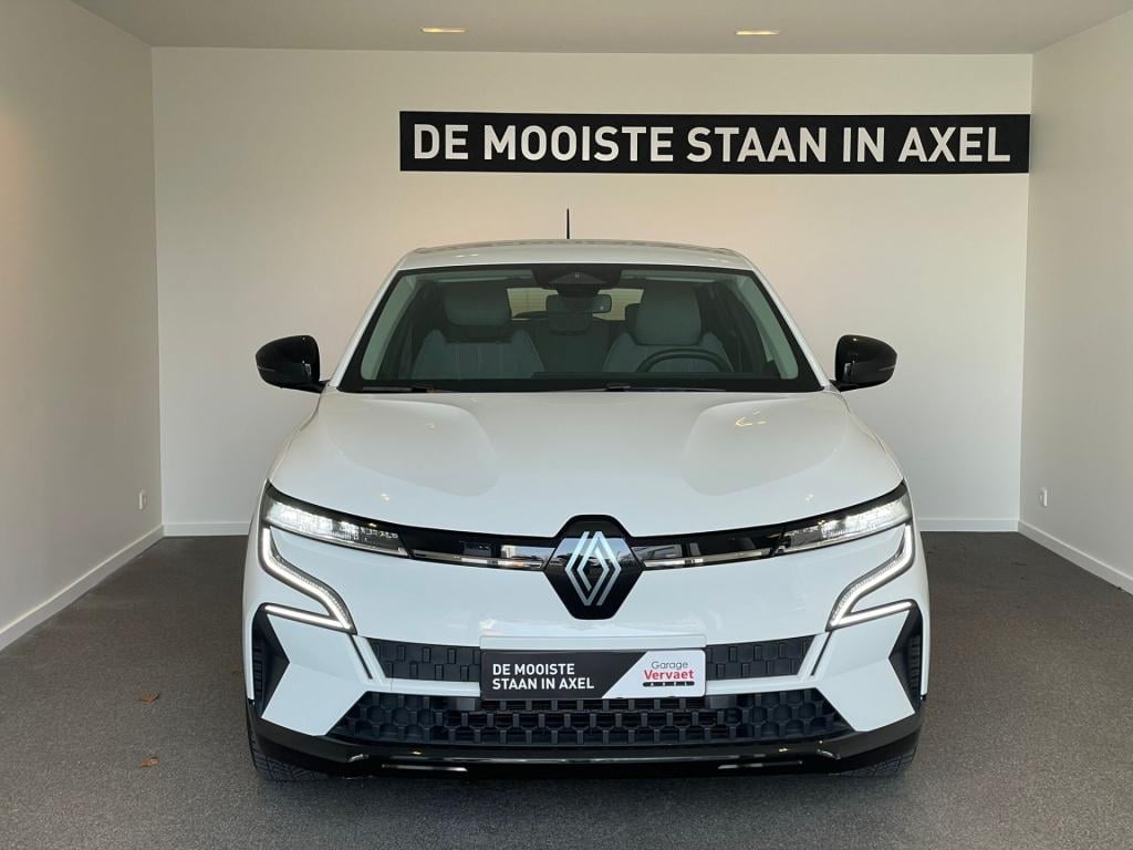 Renault Megane E-tech ev40 boost charge equilibre